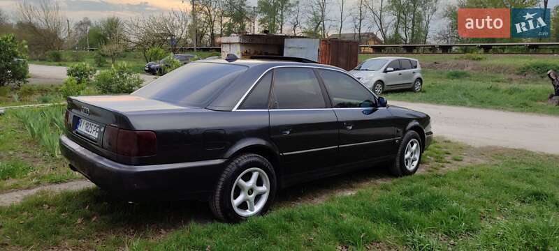 Седан Audi A6 1996 в Києві