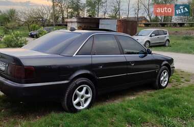 Седан Audi A6 1996 в 