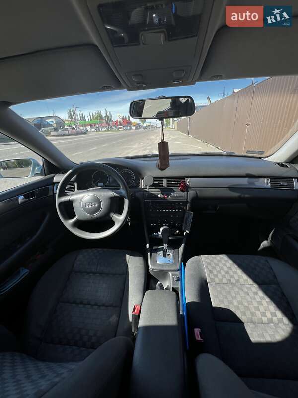 Седан Audi A6 2002 в Вишневом