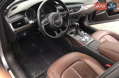 Седан Audi A6 2015 в 
