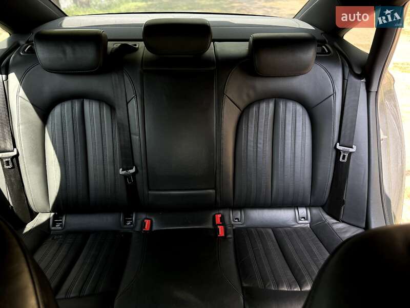 Седан Audi A6 2012 в Полтаве