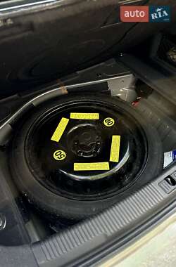 Седан Audi A6 2012 в 