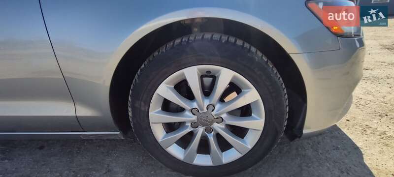 Седан Audi A6 2012 в Черновцах