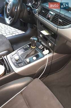 Седан Audi A6 2013 в 