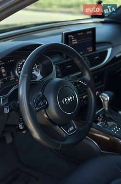 Седан Audi A6 2014 в 