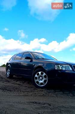 Универсал Audi A6 2004 в 