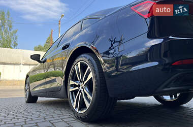 Седан Audi A6 2023 в 