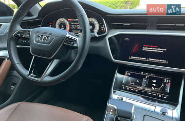 Седан Audi A6 2023 в 