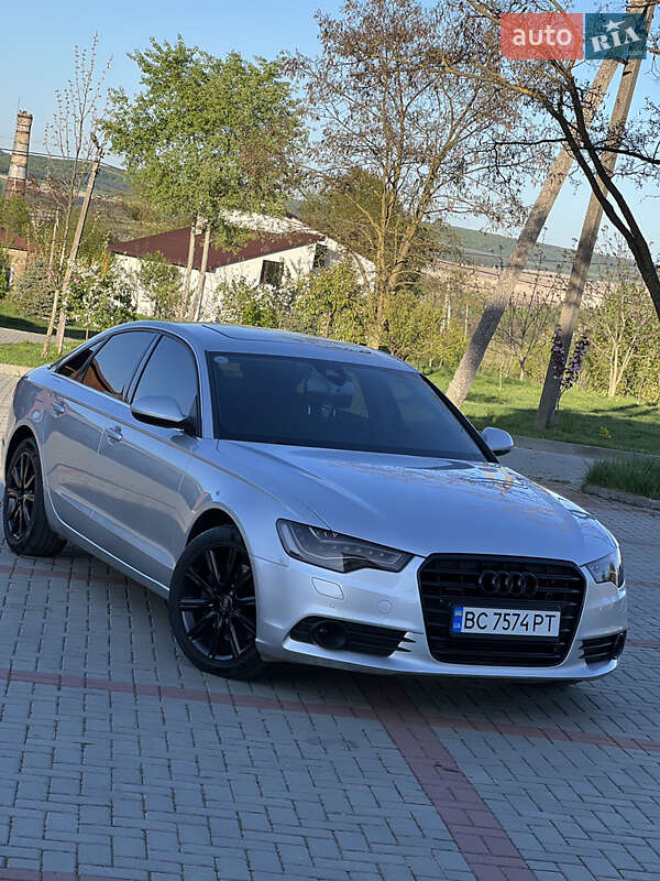 Седан Audi A6 2014 в Золочеві