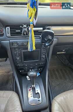 Седан Audi A6 2002 в 