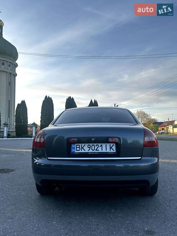 Седан Audi A6 2002 в Дубні
