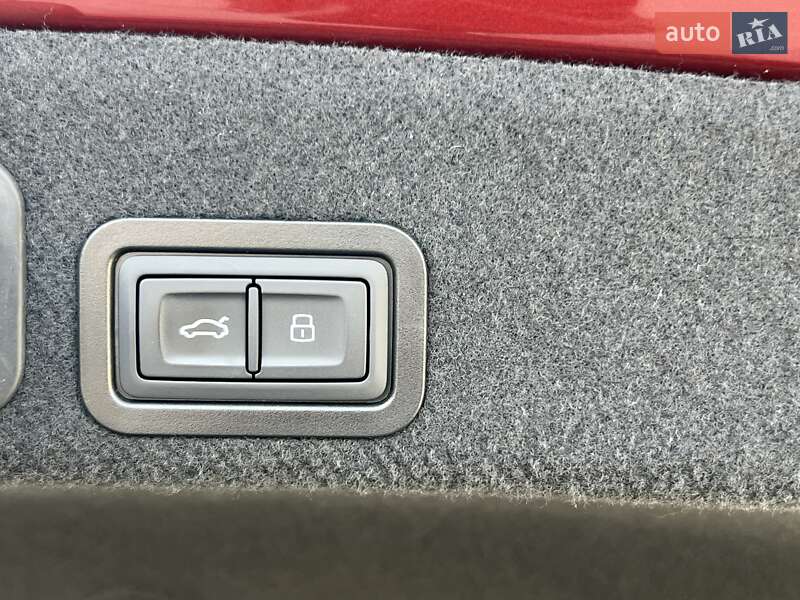 Седан Audi A6 2016 в Киеве