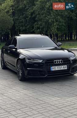 Седан Audi A6 2015 в 