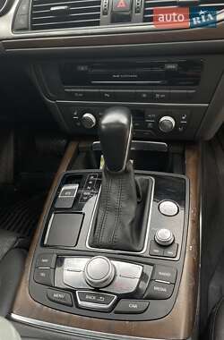 Седан Audi A6 2015 в 