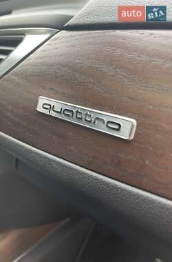 Седан Audi A6 2015 в 