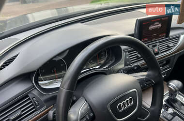 Седан Audi A6 2012 в 