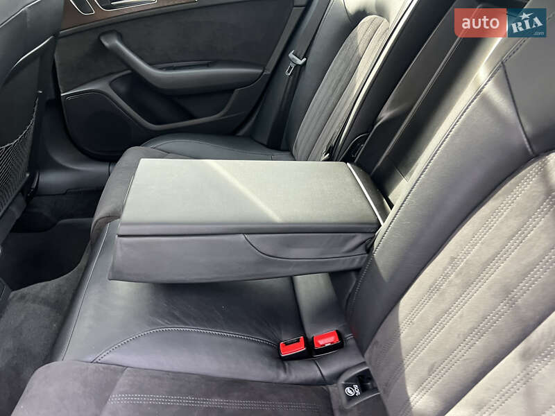 Седан Audi A6 2012 в Киеве