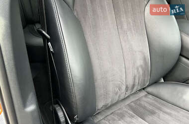 Седан Audi A6 2012 в 