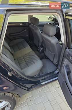 Универсал Audi A6 2004 в 