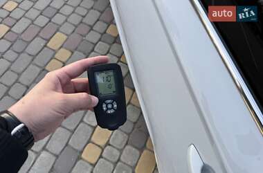 Седан Audi A6 2012 в 