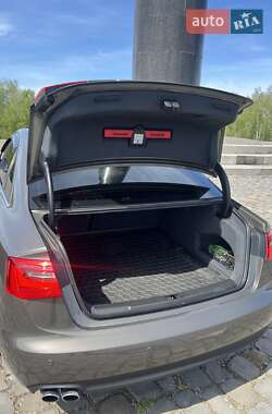 Седан Audi A6 2012 в 