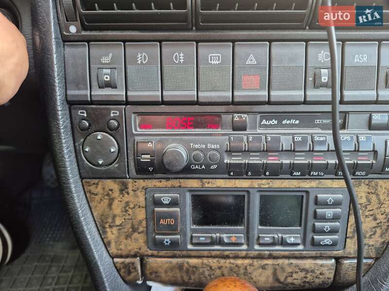 Универсал Audi A6 1997 в Киеве