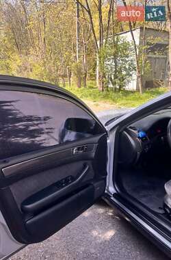 Седан Audi A6 2000 в 