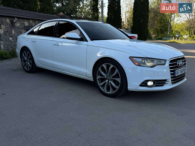 Седан Audi A6 2012 в Хмельницком