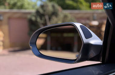 Седан Audi A6 2013 в 