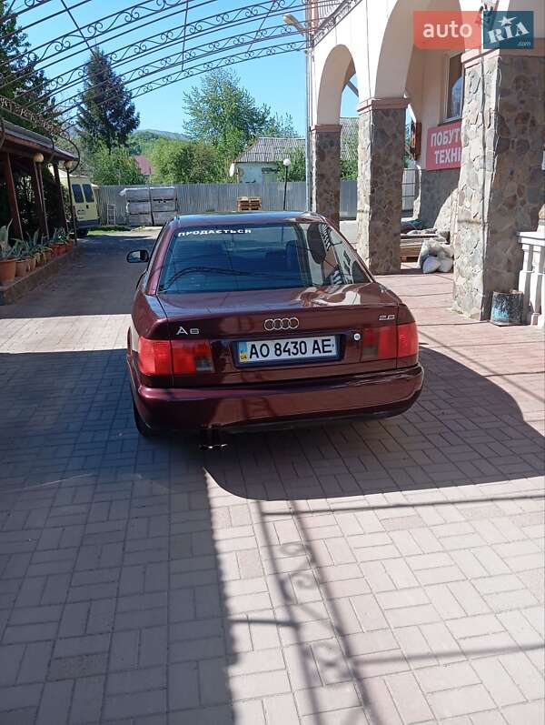 Универсал Audi A6 1995 в Иршаве