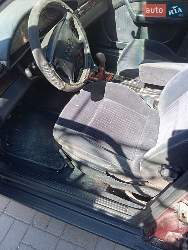 Универсал Audi A6 1995 в Иршаве