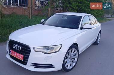 Седан Audi A6 2012 в Чернівцях