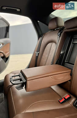 Седан Audi A6 2014 в 