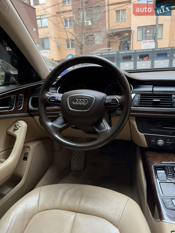 Седан Audi A6 2012 в Измаиле
