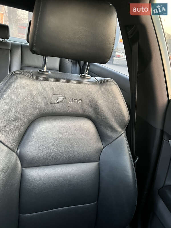 Седан Audi A6 2004 в Жашкове