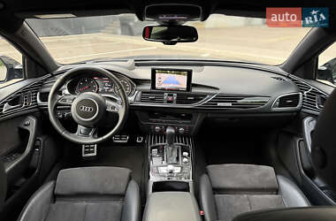 Седан Audi A6 2015 в 