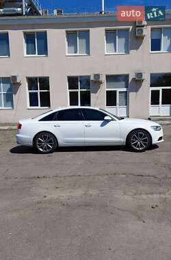 Седан Audi A6 2014 в 