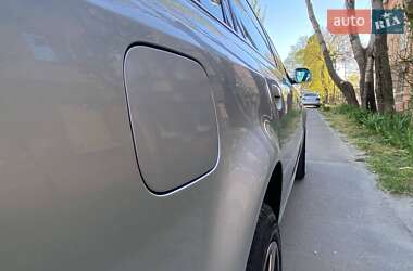 Универсал Audi A6 2000 в 