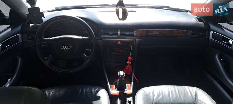 Седан Audi A6 1999 в Горішніх Плавнях