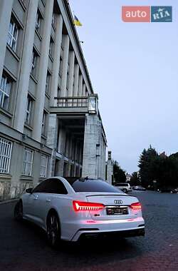 Седан Audi A6 2018 в 