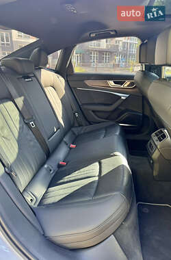 Седан Audi A6 2019 в 