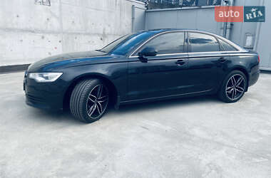 Седан Audi A6 2012 в 