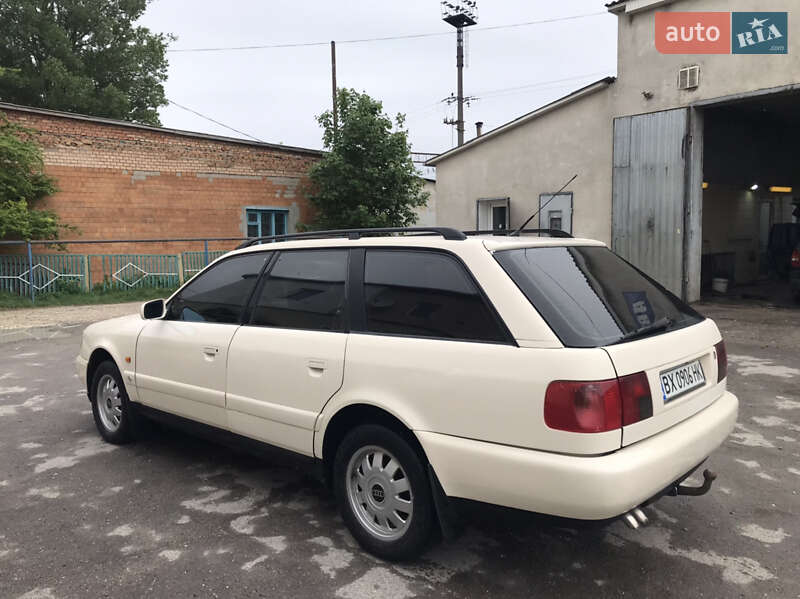 Універсал Audi A6 1995 в Волочиську