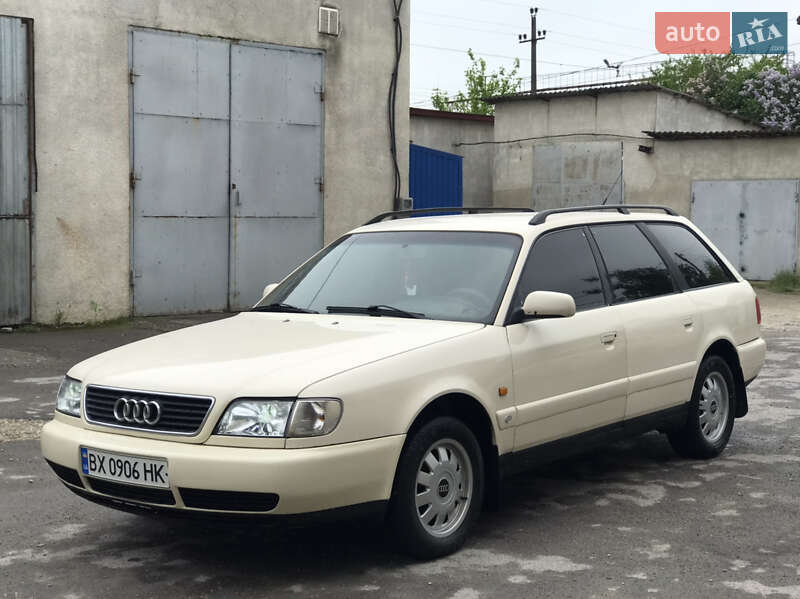 Универсал Audi A6 1995 в 