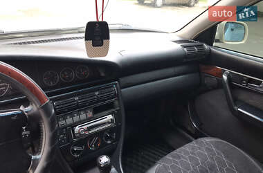 Универсал Audi A6 1995 в 