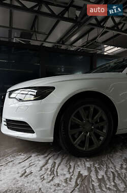 Седан Audi A6 2013 в 