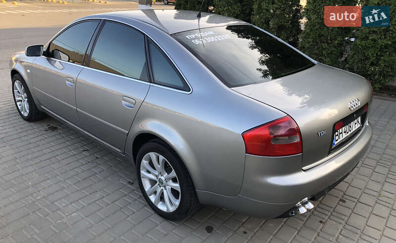 Седан Audi A6 2004 в 