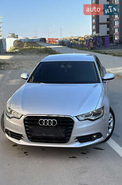 Седан Audi A6 2012 в 