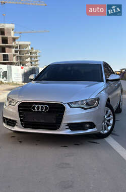 Седан Audi A6 2012 в 