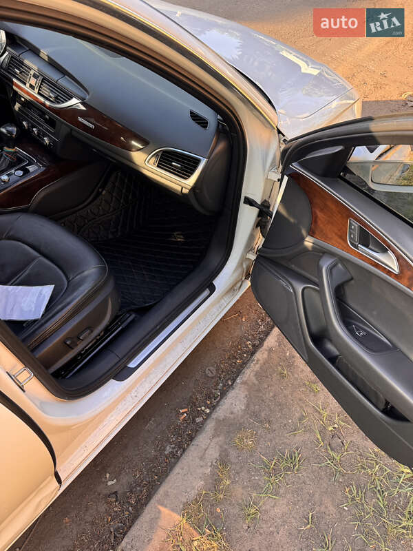 Седан Audi A6 2014 в Славянске